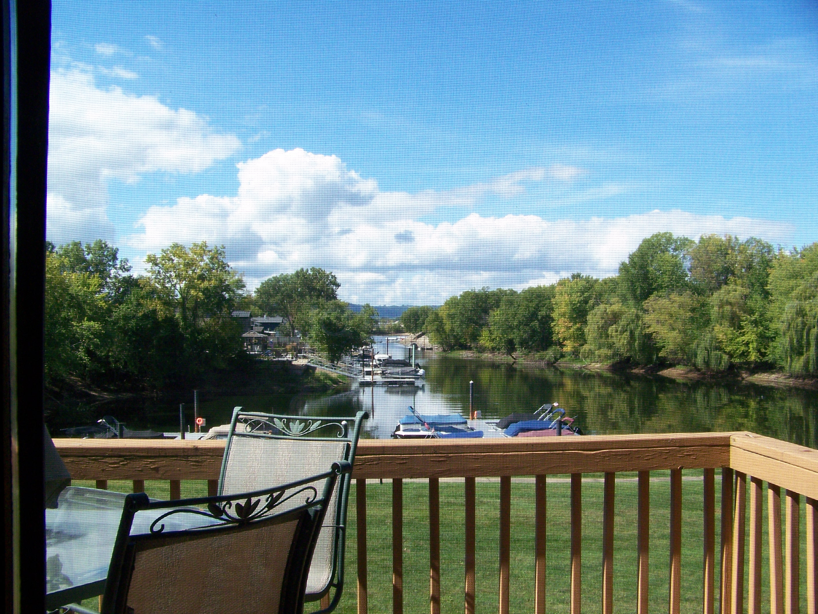 Wisconsin Townhouse on the Black River