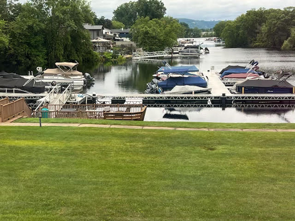 Wisconsin Townhouse on the Black River